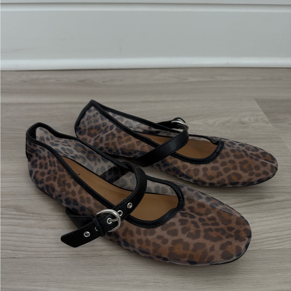 Seychelles Leopard Print Mesh Mary Jane Flats w/ Strap – Memory Foam